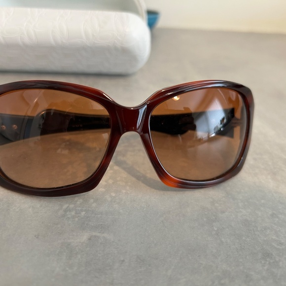 Oakley sunglasses - Picture 2 of 4